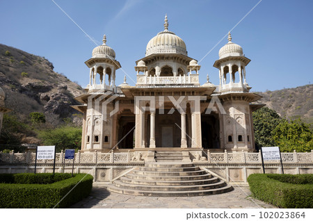Gaitore Ki Chhatriyan, this site features traditional funeral monuments honouring royal men of the past, Maharaja Jai Singh II, the founder of Jaipur, Nahargarh Fort, located in Jaipur, Rajasthan, 102023864