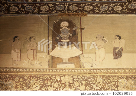 Colourful painting on the inner wall of Shri Gyan Gopalji Mandir, situated in the premises of Galtaji Mandir, Jaipur, Rajasthan, India 102029055