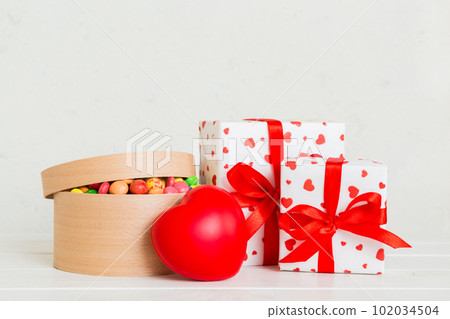 Valentine day composition 102034504