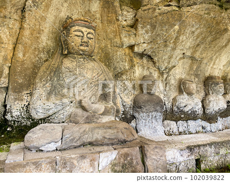 臼杵石佛古園石佛群 102039822