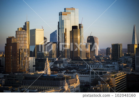 London cityscape take in the golden hour from rooftops London cityscape take in the golden hour from rooftops 102048160