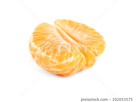 Peeled fresh juicy tangerine isolated on white 102053575