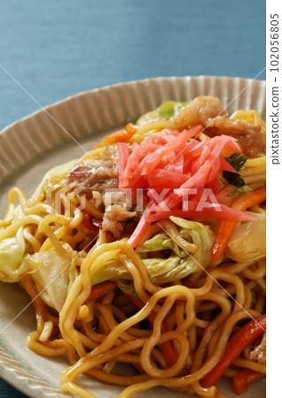 醬汁炒麵（自製） 102056805