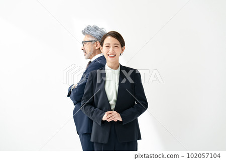 商業男性女性中間 102057104