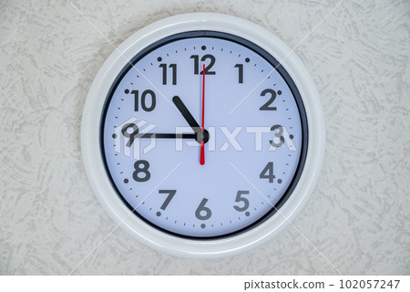 10:45 22:45 102057247