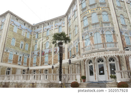 Ausonia Palace Hotel 102057928