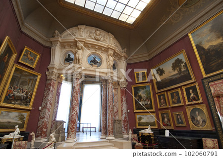 Chantilly Castle 102060791