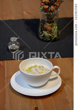 Cream-simmered Salmon Cooking Table Coordination Cream-simmered Salmon Cooking Table Coordination 102063565