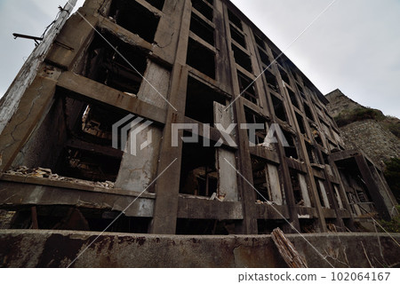 Remains of Building No. 30 (Subcontractor Hanba) on Gunkanjima 102064167