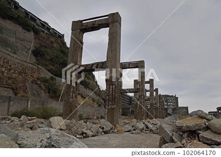 Remains of the conveyor belt on Gunkanjima 102064170