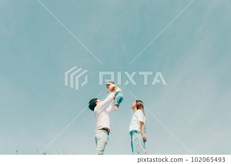 family photo doing high high family photo doing high high 102065493