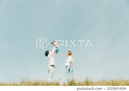 family photo doing high high 102065494