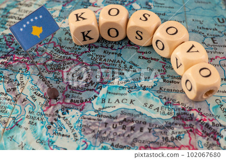 Kosovo map and flag 102067680