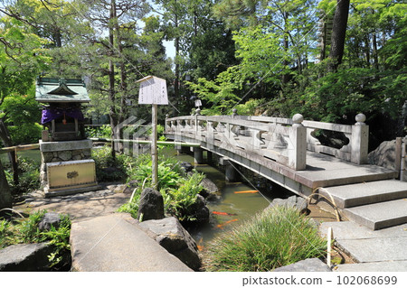 Nishiarai Daishi Bentendo pond and bridge 102068699
