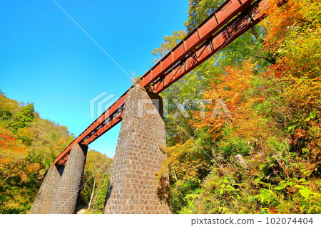 北名鐵道遺跡 上地橋 秋天 102074404