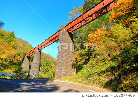 Kitaena Railway Remains Uechi Bridge Autumn Kitaena Railway Remains Uechi Bridge Autumn 102074409