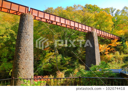 北名鐵道遺跡 上地橋 秋天 102074418