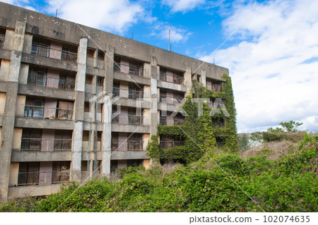 池島煤礦遺址“煤礦屋/8層公寓” 102074635