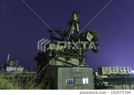 Ikeshima Coal Mine Ruins "Shiploader and Starry Sky" 102075394