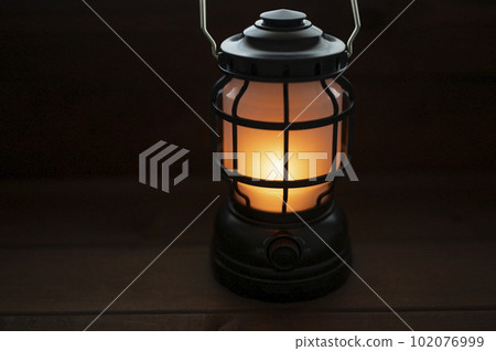 Easy-to-use LED lantern Easy-to-use LED lantern 102076999