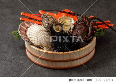 Premium seafood platter 102077204