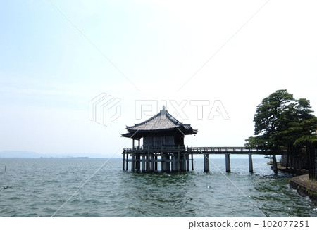 Mangetsuji Ukimido in early summer (Otsu City, Shiga Prefecture, April 2022) Mangetsuji Ukimido in early summer (Otsu City, Shiga Prefecture, April 2022) 102077251