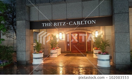 Ritz-Carlton entrance in Osaka 102083553