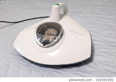 Futon cleaner 01 Futon cleaner 01 102085980