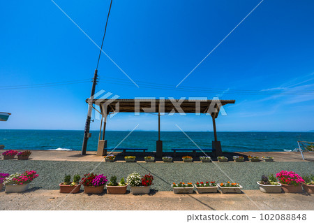 下灘站：從站台望出去就是大海的車站 102088848