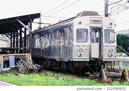 Towada Kanko Electric Railway 7200 series stopping at the depot 102090932