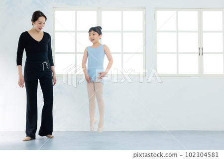 兒童芭蕾課 兒童芭蕾課 102104581