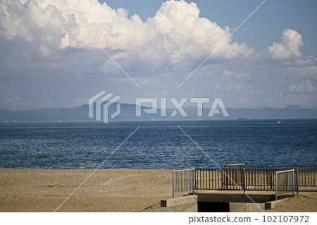 夏日的天空 夏日的天空 102107972