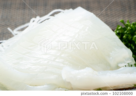 Kensakiika 生魚片。 102108000