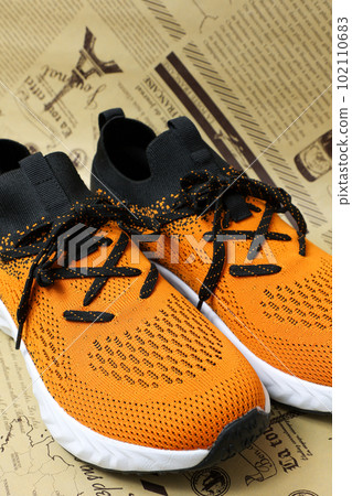 Shoes, shoes, running shoes, running, jogging, exercise, outer shoes, training 102110683