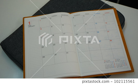 日程表 2024 年 1 月 日程表 2024 年 1 月 102115561