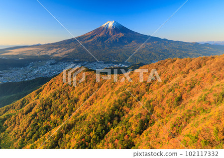 Yamanashi _ Stunning scenery of autumn leaves and Mt. Fuji Yamanashi _ Stunning scenery of autumn leaves and Mt. Fuji 102117332
