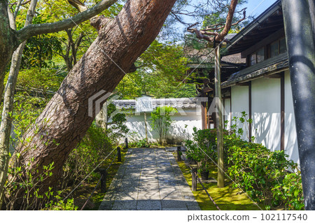 Myoshinji Taizoin Hakamagoshi Oenkan (Kyoto Hanazono) Myoshinji Taizoin Hakamagoshi Oenkan (Kyoto Hanazono) 102117540