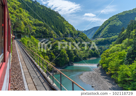 大井川鐵道,景色絕佳,火車窗 大井川鐵道,景色絕佳,火車窗 102118729