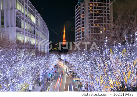 Superb view of Tokyo Tower and Keyakizaka illuminated in winter Superb view of Tokyo Tower and Keyakizaka illuminated in winter 102119482