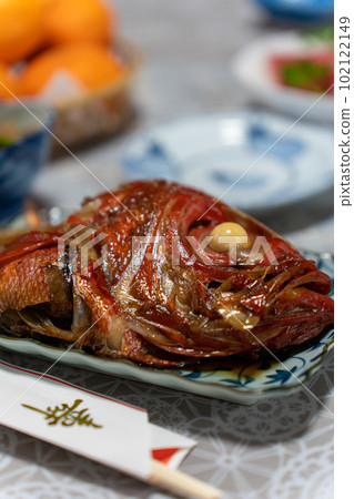 煮金眼鯛魚 102122149