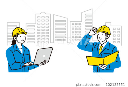 在建築工地和一組建築物工作的男女 102122551