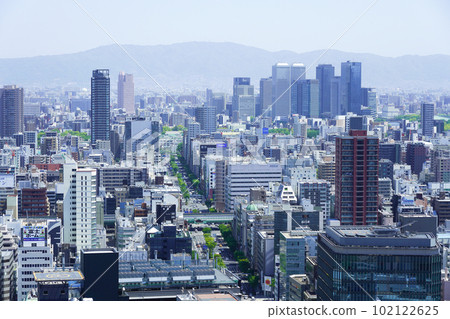 從大阪站前三號樓看到的大阪市區 102122625