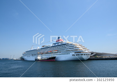 luxury liner luxury liner 102125950
