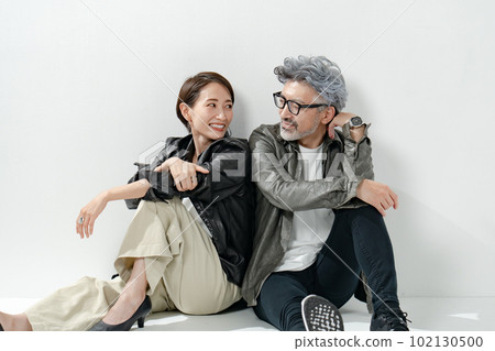 casual fashion couple casual fashion couple 102130500