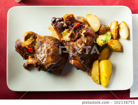 Traditional spanish dish Galtas a la brasa 102138755