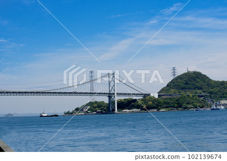 藍天、大海和橋樑 藍天、大海和橋樑 102139674