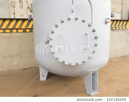 Air receiver for various media, 102148209