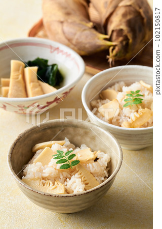 Bamboo shoots rice and boiled young bamboo 102150817