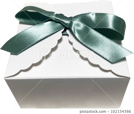 Gift box isolated on transparent background Gift box isolated on transparent background 102154398
