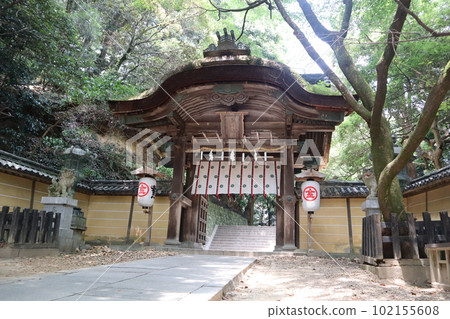 金比羅山門 102155608